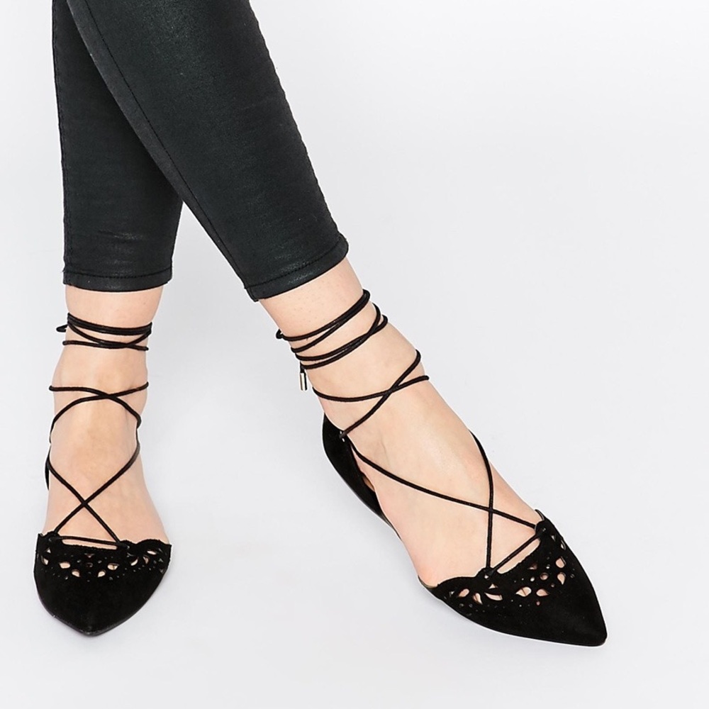 Aldo Harmony Flats w/ Ties